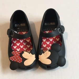 Mini Mini Mickey and Minnie Kissing Jellies